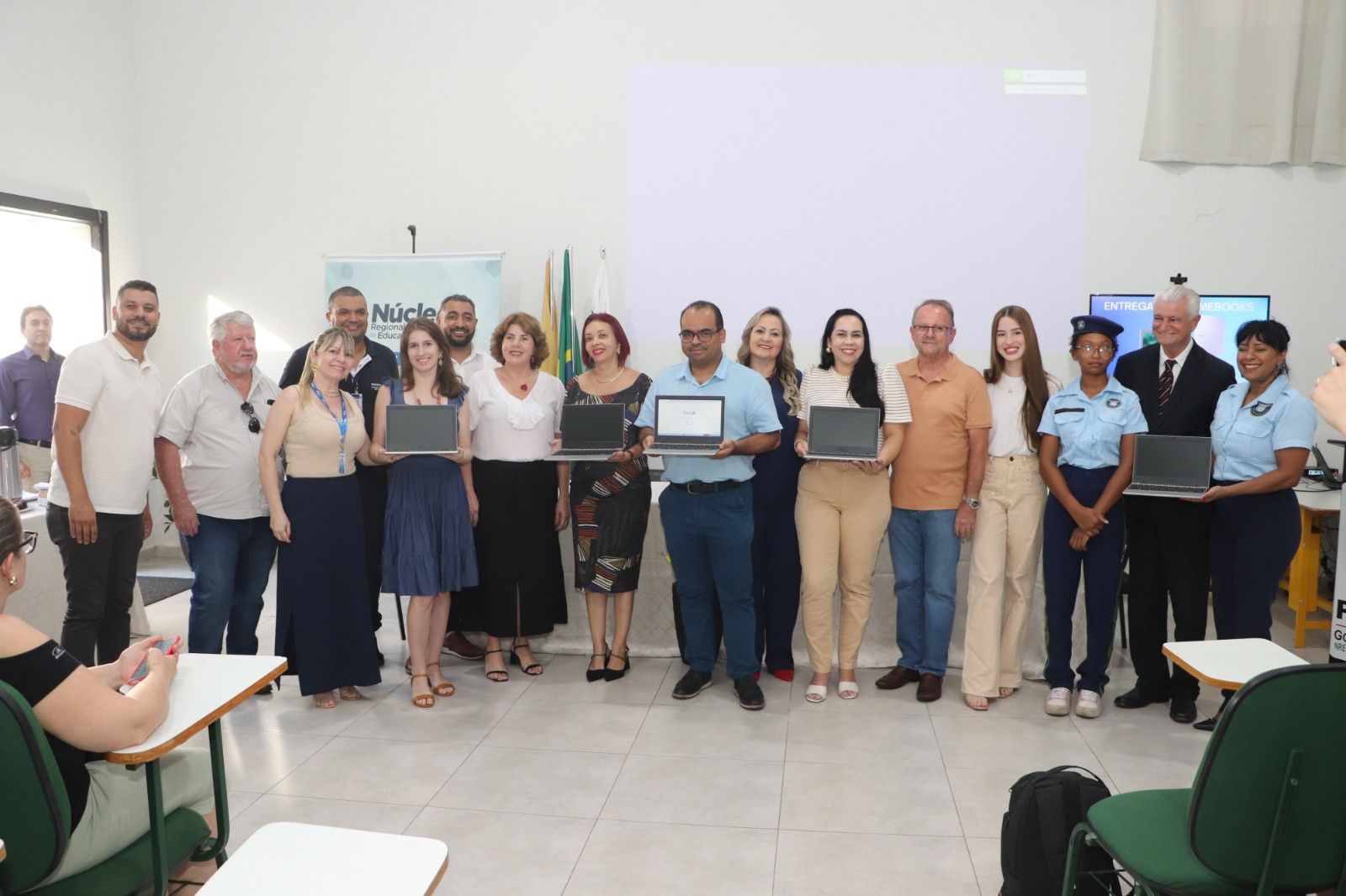 Entrega de Chromebooks